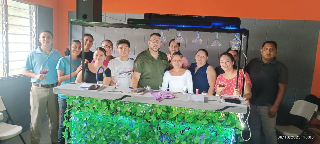 Curso de Fundamentos de la Coctelería en Bagaces 